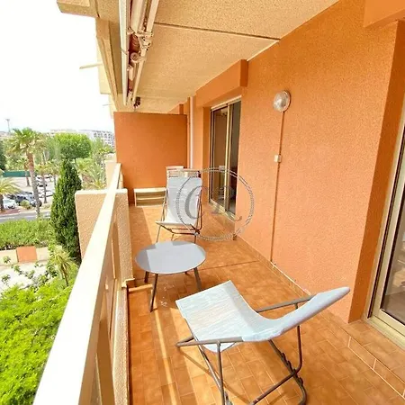 Appartement T2 Résidence Les Sables D'or, 3 Mn De La Plage.